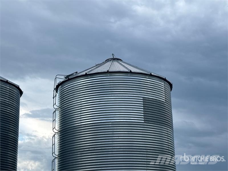  Westeel 1805 +/- 4900 bu 5 Ring Hopper Grain Bin Mašine za preradu i skladištenje berbe - Ostalo