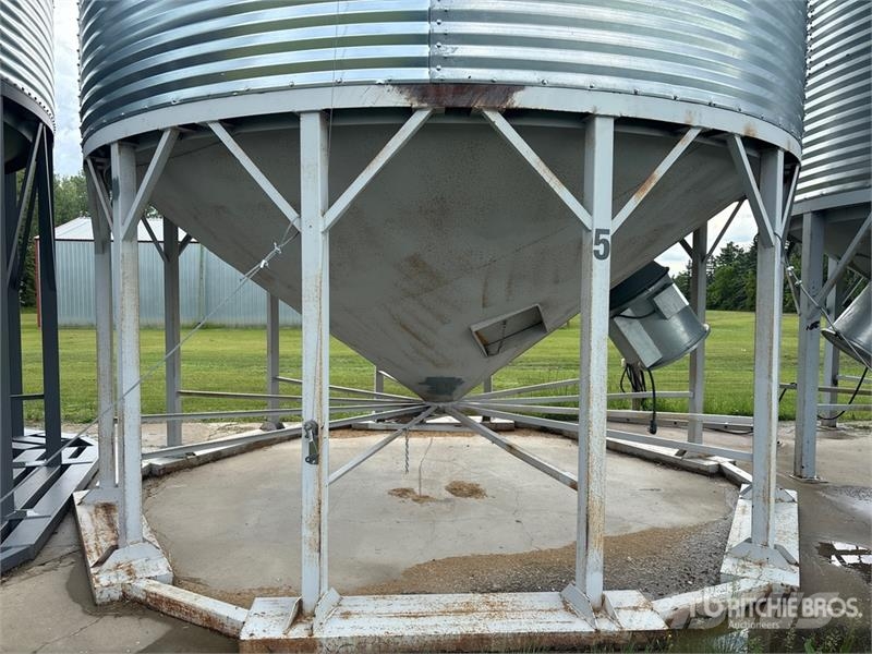  Westeel 1806 +/- 5700 bu 6 Ring Hopper Grain Bin Mašine za preradu i skladištenje berbe - Ostalo