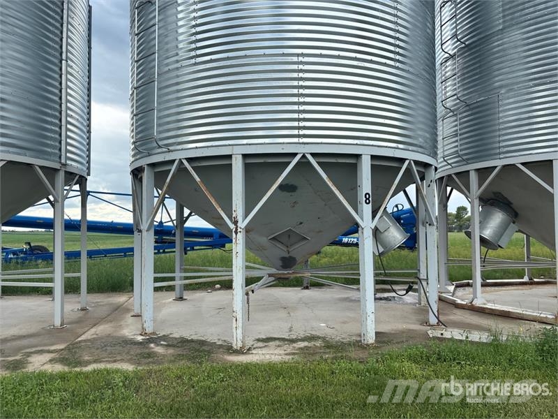  Westeel 1806 +/- 5700 bu 6 Ring Hopper Grain Bin Mašine za preradu i skladištenje berbe - Ostalo