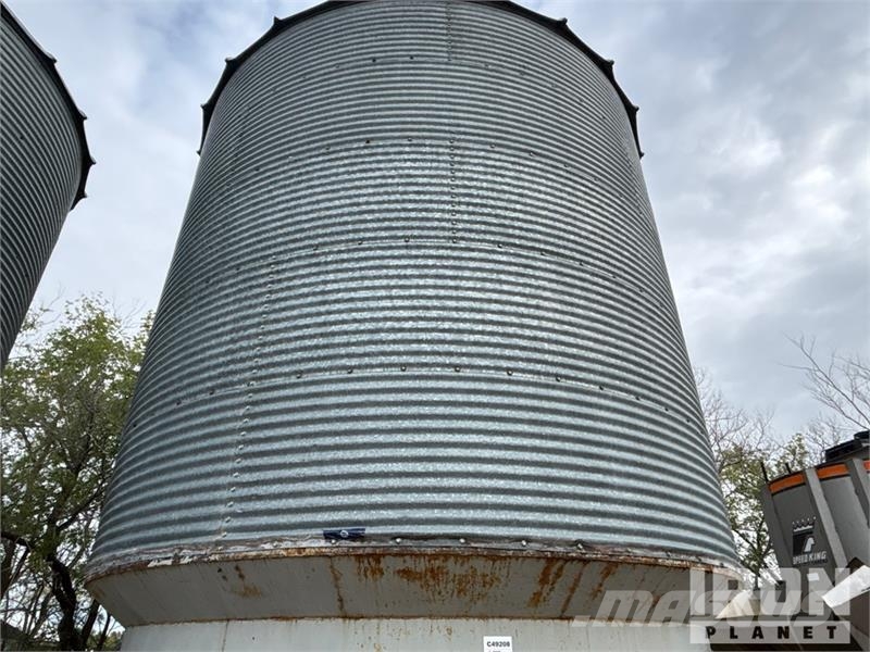 Westeel +/- 1900 bu 5 Ring Hopper Grain Bin Crop processing and storage units/machines - Others