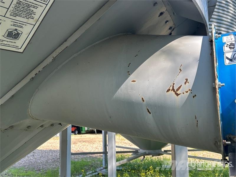  Westeel +/- 2100 bu 6 Ring Hopper Grain Bin Crop processing and storage units/machines - Others