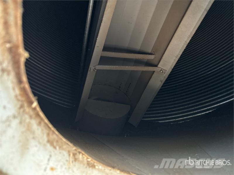 Westeel +/- 2100 bu 6 Ring Hopper Grain Bin 農作物機械加工存放裝置 - 其他