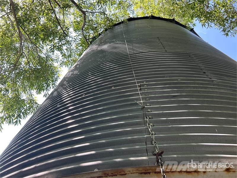 Westeel +/- 2100 bu 6 Ring Hopper Grain Bin Crop processing and storage units/machines - Others