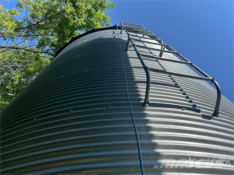  Westeel +/- 2100 bu 6 Ring Hopper Grain Bin Crop processing and storage units/machines - Others