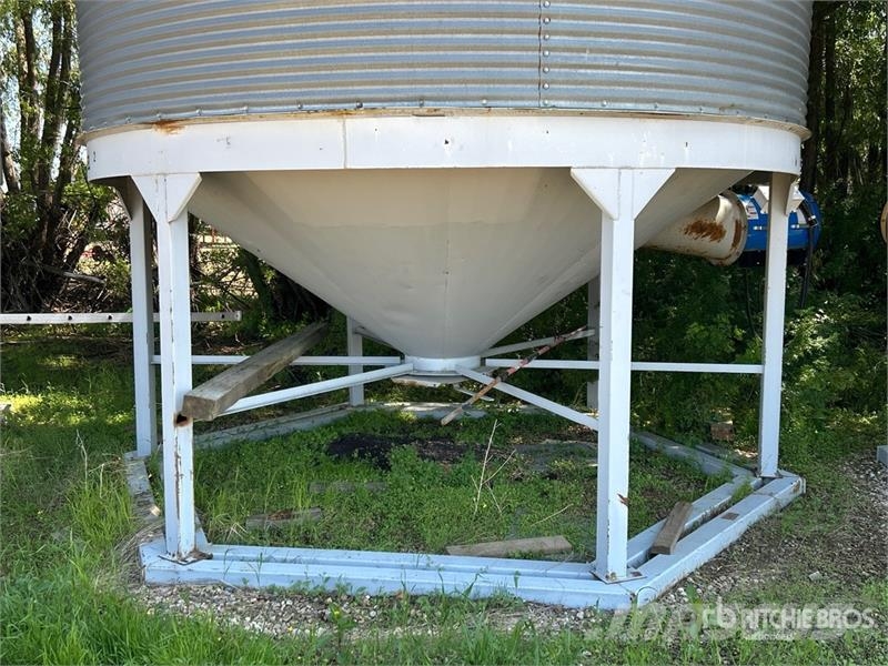  Westeel +/- 2100 bu 6 Ring Hopper Grain Bin Crop processing and storage units/machines - Others