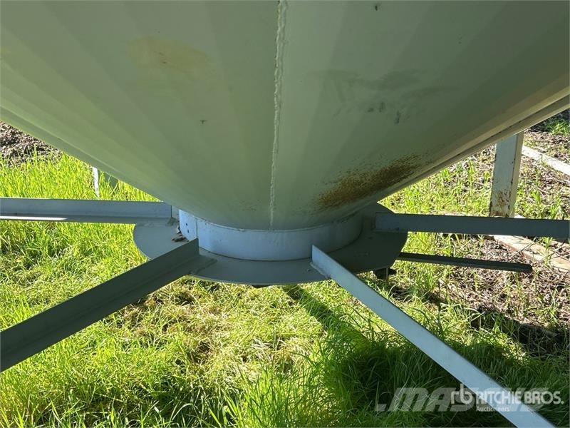 Westeel +/- 2100 bu 6 Ring Hopper Grain Bin Crop processing and storage units/machines - Others
