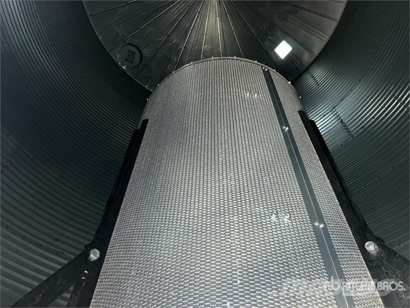  Westeel 2106 +/- 8500 bu 6 Ring Grain Bin Derliaus apdirbimas ir sandėliavimas/technika - Kita
