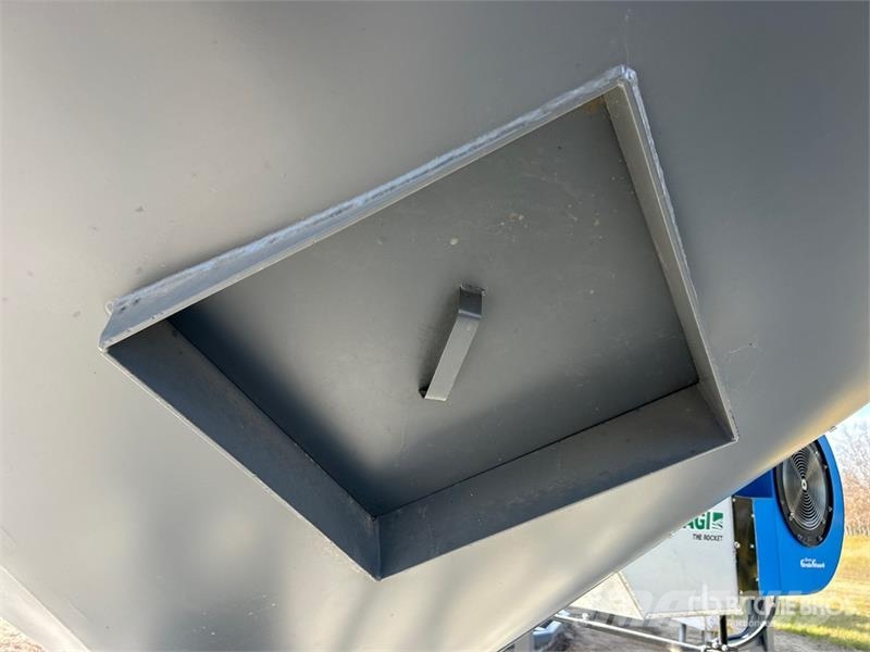  Westeel 2106 +/- 8500 bu 6 Ring Grain Bin Derliaus apdirbimas ir sandėliavimas/technika - Kita