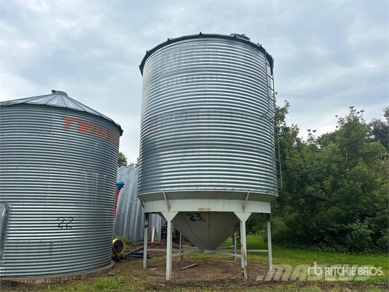  Westeel +/- 2400 bu 4 Ring Hopper Grain Bin Sonstige Ernte Verarbeitung und -lagerung
