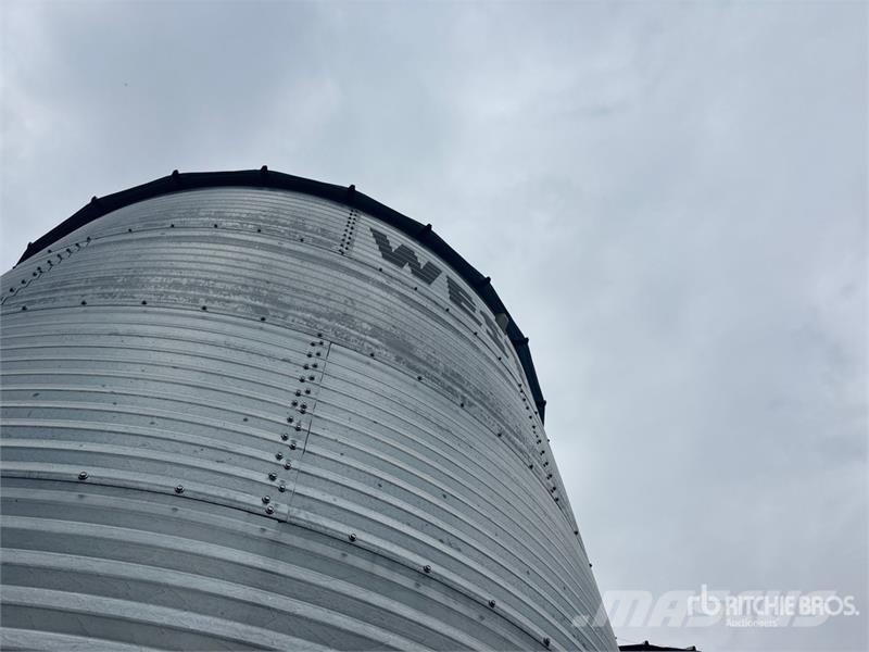 Westeel +/- 2400 bu 4 Ring Hopper Grain Bin Procesadoras de cultivos y unidades de almacenamiento / máquinas - Otros