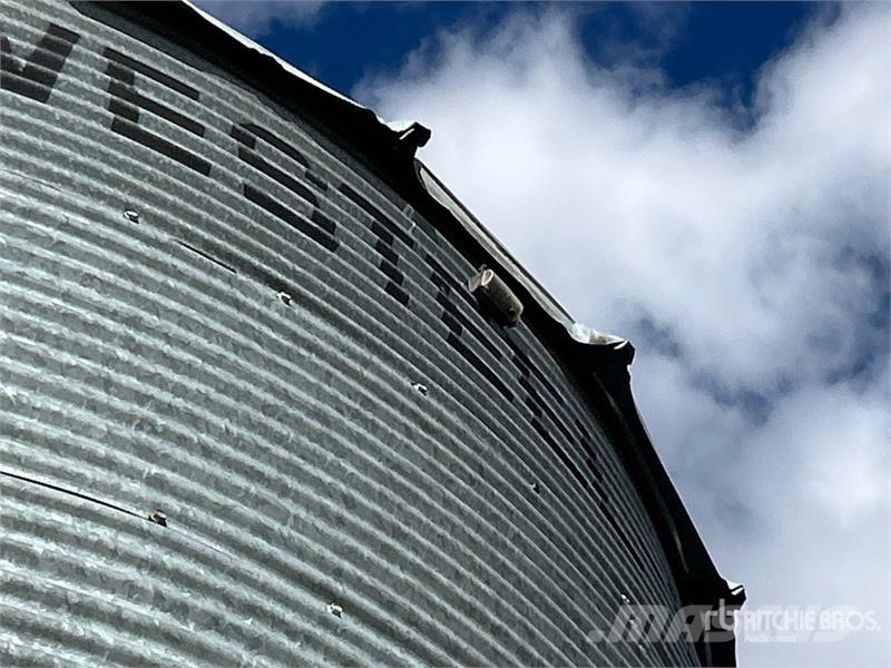  Westeel +/- 2550 bu 8 Ring Grain Bin Unidades/máquinas de processamento e armazenamento de culturas - Outros