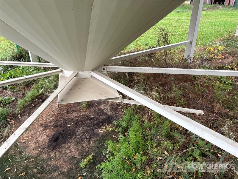  Westeel +/- 2750 bu Smooth Wall Hopper Grain Bin Saagi töötlemise ja ladustamise seadmed - Muud
