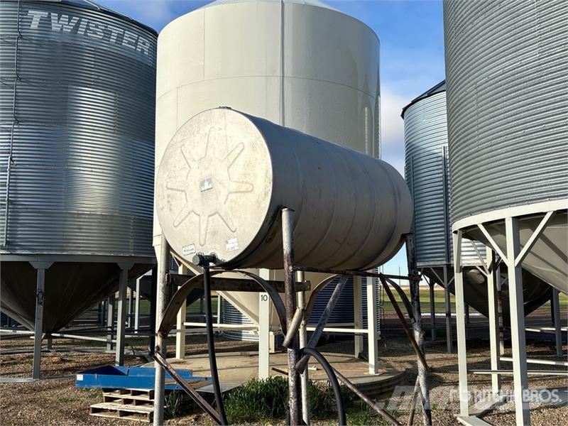 Westeel 300 gal Gasoline Fuel Tank Баки для топлива и присадок