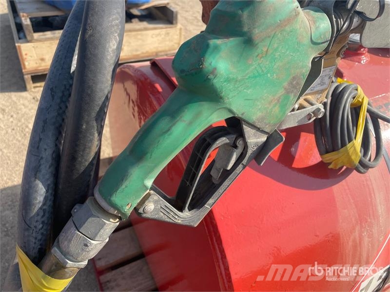  Westeel 300 L Steel Fuel Tank 연료 및 첨가제 탱크