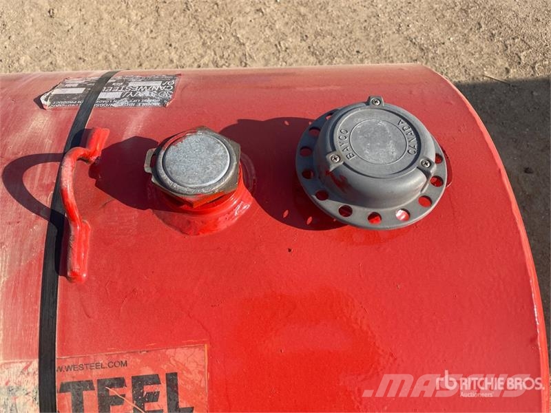  Westeel 300 L Steel Fuel Tank 연료 및 첨가제 탱크