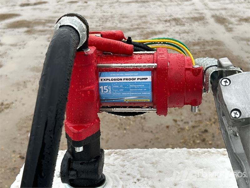  Westeel 320 L Steel Fuel Tank صهاريج الوقود والصهاريج الإضافية