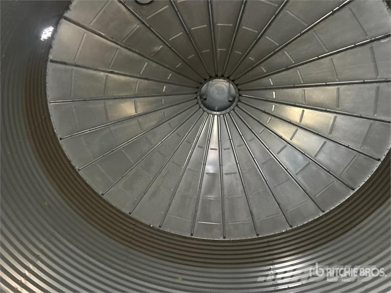  Westeel +/- 4000 bu 5 Ring Grain Bin Foredlings- og lagerhåndteringsutstyr - Annet