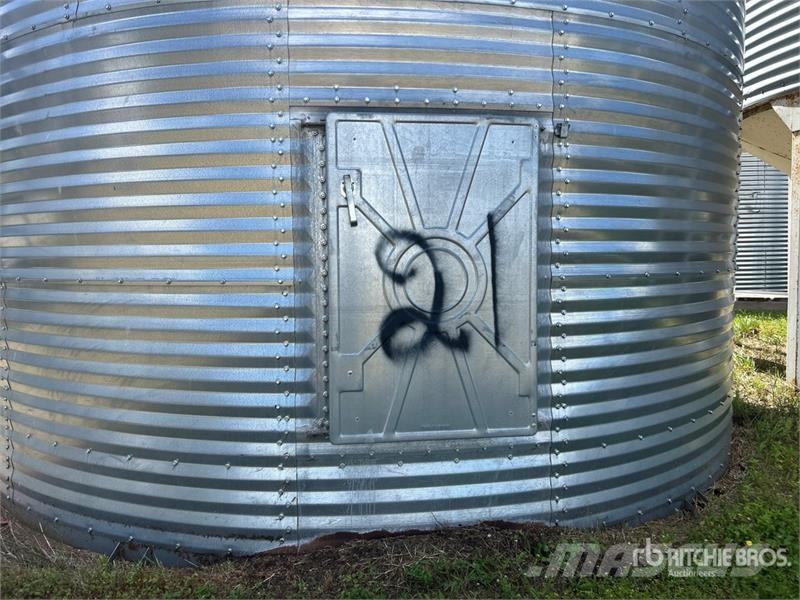  Westeel +/- 4000 bu 5 Ring Grain Bin Foredlings- og lagerhåndteringsutstyr - Annet