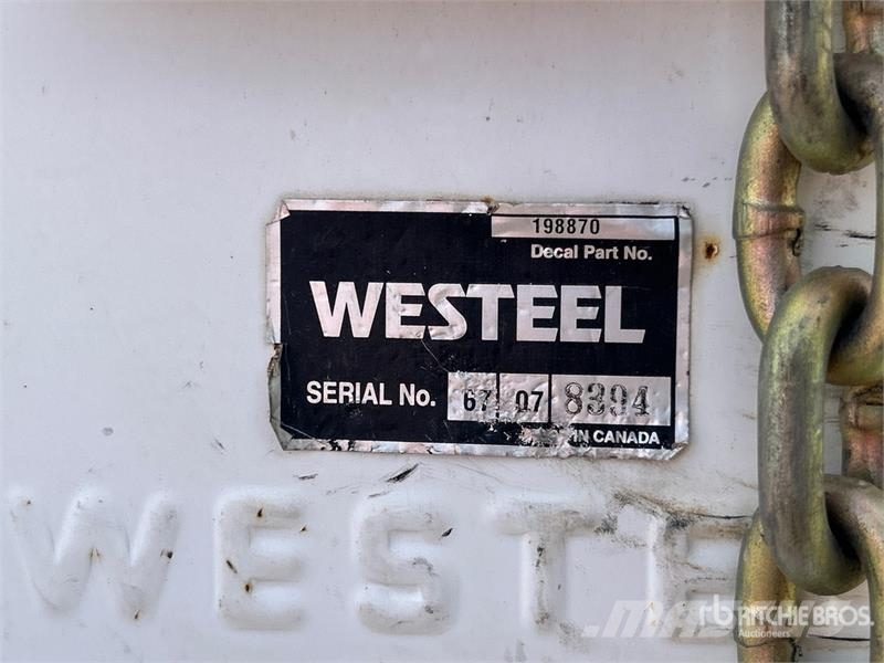  Westeel 4100 L Skid Mounted Steel Fuel Tank Serbatoi per carburante e additivi