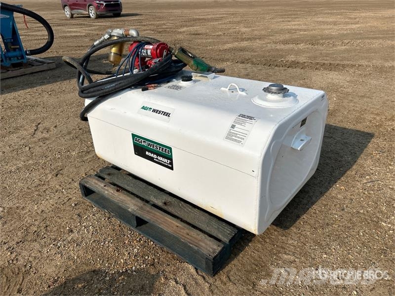 Westeel 435 L Steel Fuel Tank Fuel and additive tanks