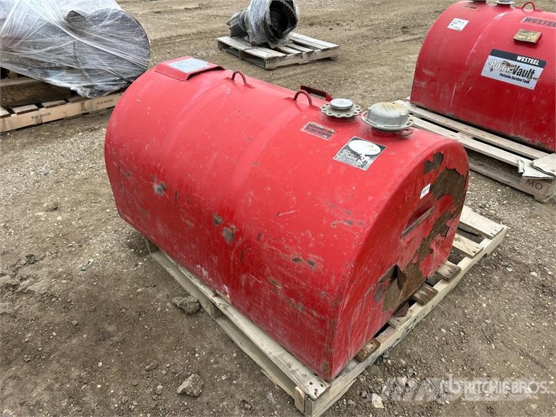 Westeel 444 L Portable Fuel Tank Kütusemahutid