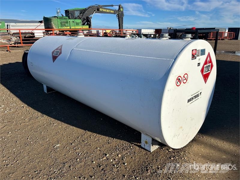 Westeel 4460 L Portable Steel Fuel Tank Fuel and additive tanks