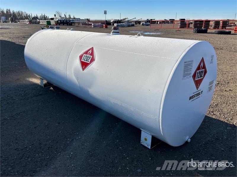 Westeel 4460 L Portable Steel Fuel Tank Fuel and additive tanks