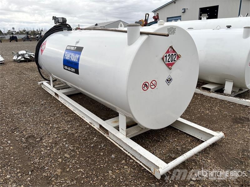 Westeel 4460 L Skid Mounted Steel Diesel Tank 연료 및 첨가제 탱크