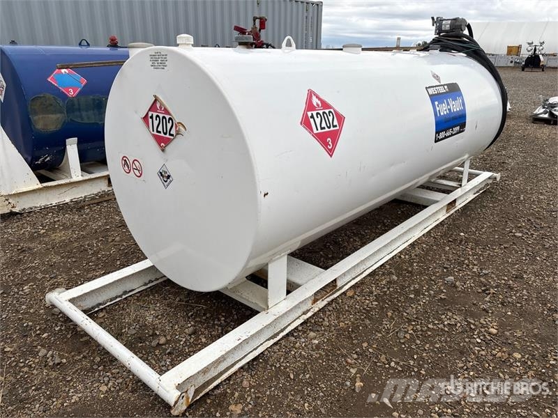 Westeel 4460 L Skid Mounted Steel Diesel Tank 연료 및 첨가제 탱크