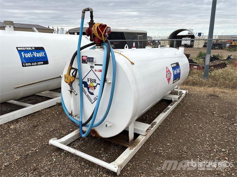  Westeel 4460 L Skid Mounted Steel Diesel Tank Brændstof- og tilsætningstank.