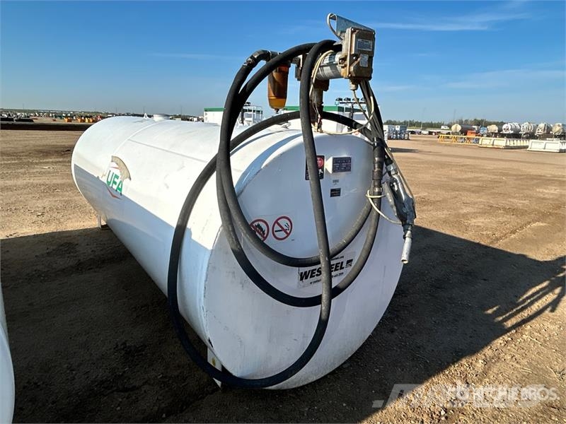 Westeel 4460 L Steel Fuel Tank 연료 및 첨가제 탱크