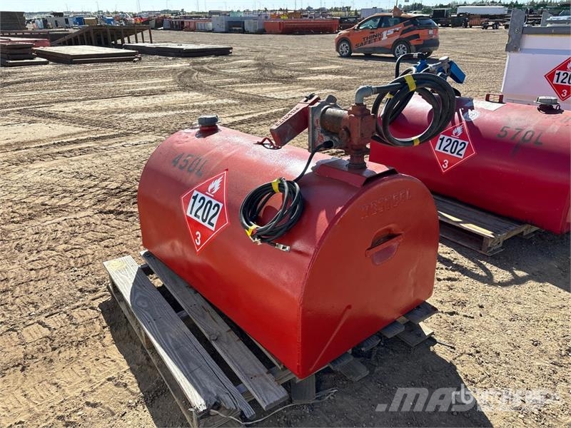 Westeel 450 L Steel Fuel Tank Fuel and additive tanks