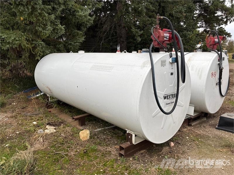 Westeel 4546 L Skid Mounted Steel Diesel Fuel Tank Fuel and additive tanks