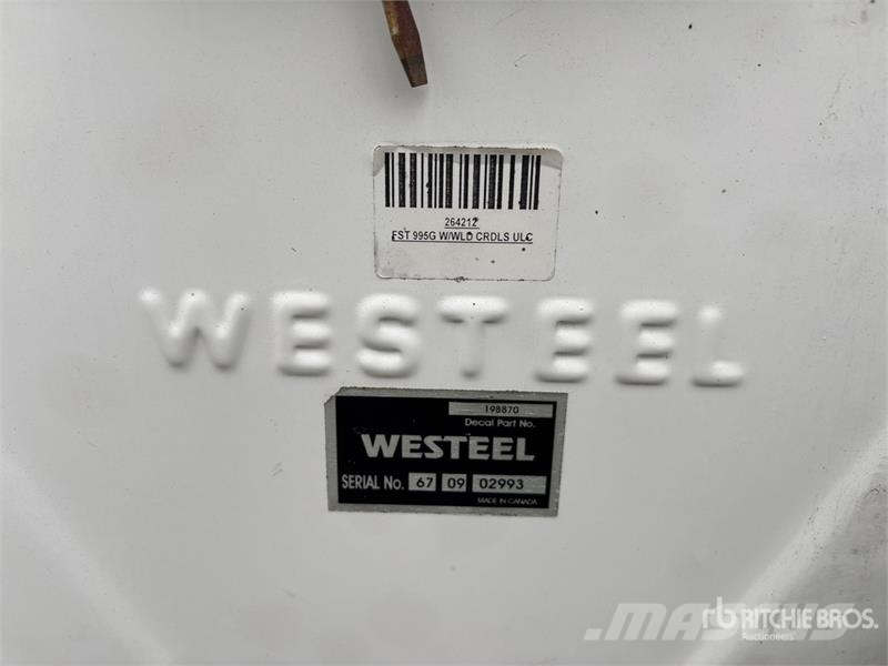 Westeel 4546 L Skid Mounted Steel Diesel Fuel Tank Fuel and additive tanks