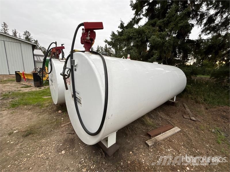 Westeel 4546 L Skid Mounted Steel Diesel Fuel Tank Fuel and additive tanks