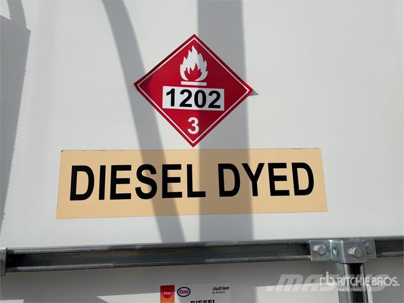 Westeel 49775 L Skid Mounted Steel Diesel Fuel Tan Üzemanyag- és adaléktartályok