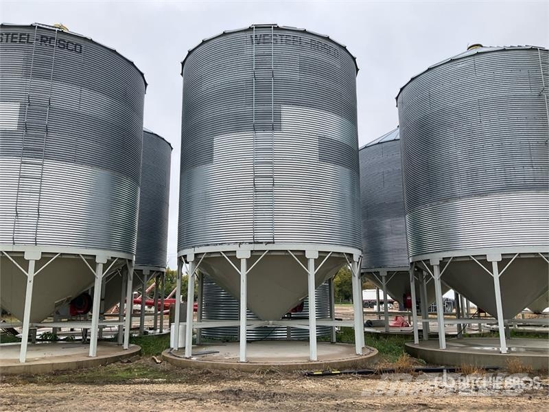 Westeel +/- 5500 bu 8 Ring Hopper Grain Bin Crop processing and storage units/machines - Others
