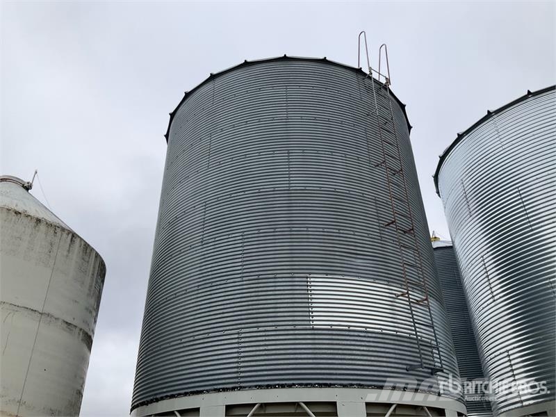 Westeel +/- 5500 bu 8 Ring Hopper Grain Bin Crop processing and storage units/machines - Others