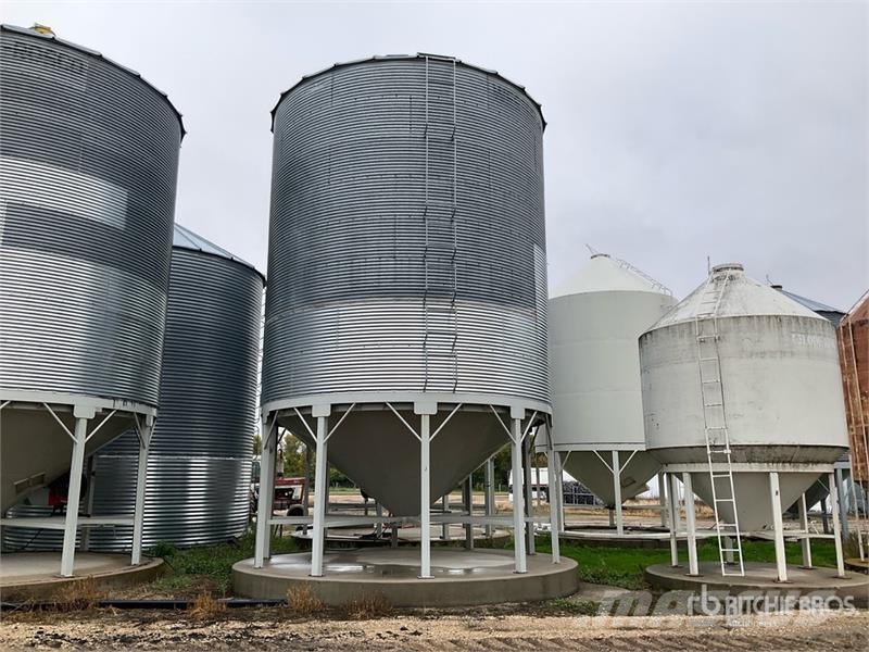 Westeel +/- 5500 bu 8 Ring Hopper Grain Bin Crop processing and storage units/machines - Others