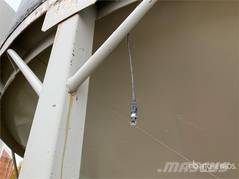 Westeel +/- 5500 bu 8 Ring Hopper Grain Bin Crop processing and storage units/machines - Others