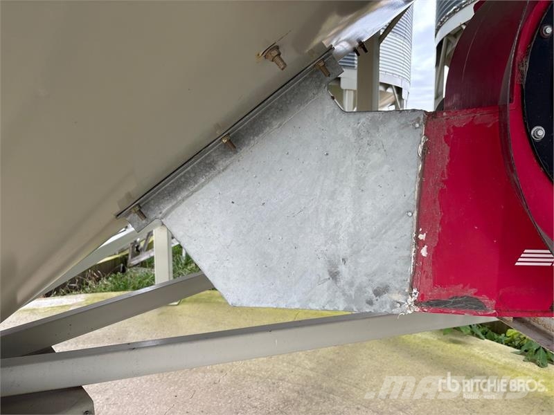 Westeel +/- 5500 bu 8 Ring Hopper Grain Bin Stockage, conditionnement - Autres