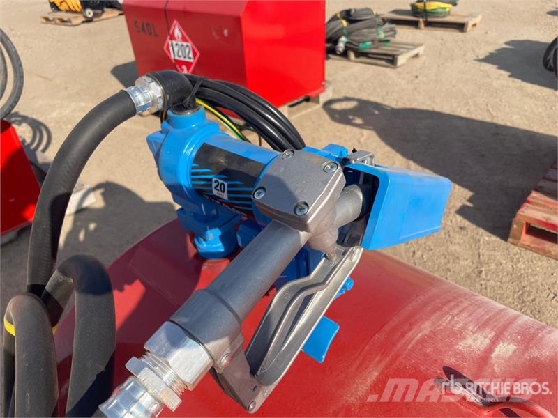  Westeel 600 L Steel Fuel Tank 연료 및 첨가제 탱크