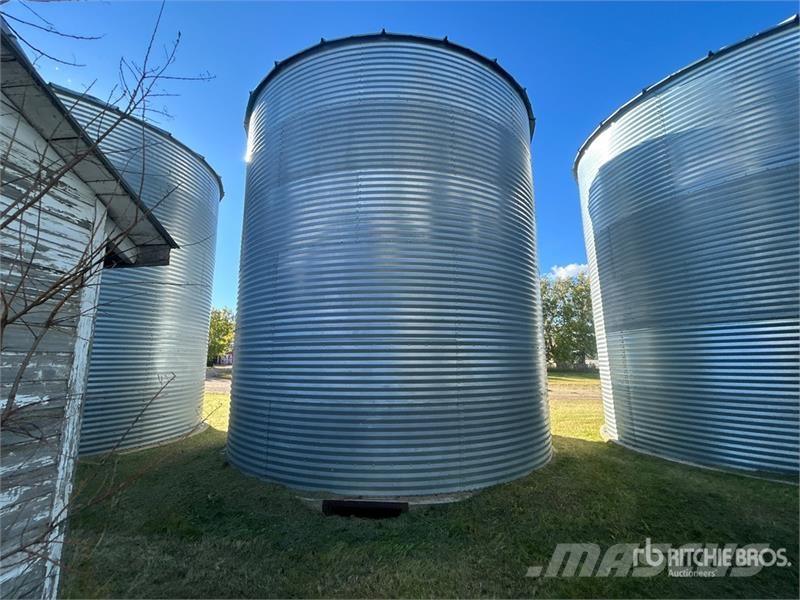 Westeel +/- 6900 bu 6 Ring Grain Bin Stockage, conditionnement - Autres