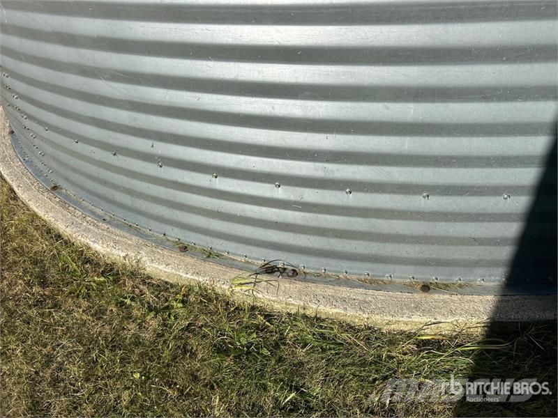 Westeel +/- 6900 bu 6 Ring Grain Bin Stockage, conditionnement - Autres