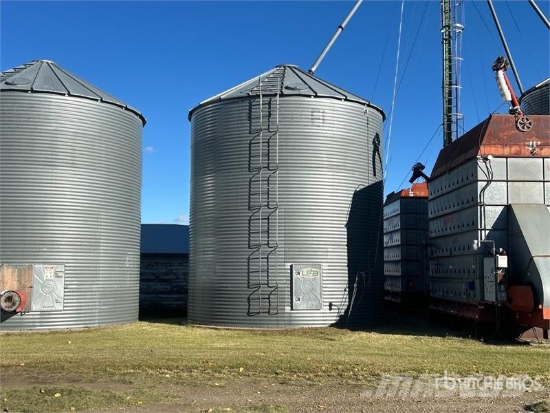 Westeel +/- 6900 bu 6 Ring Grain Bin Stockage, conditionnement - Autres