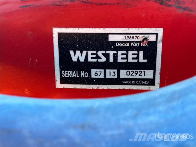  Westeel 750 L Steel Tank صهاريج الوقود والصهاريج الإضافية