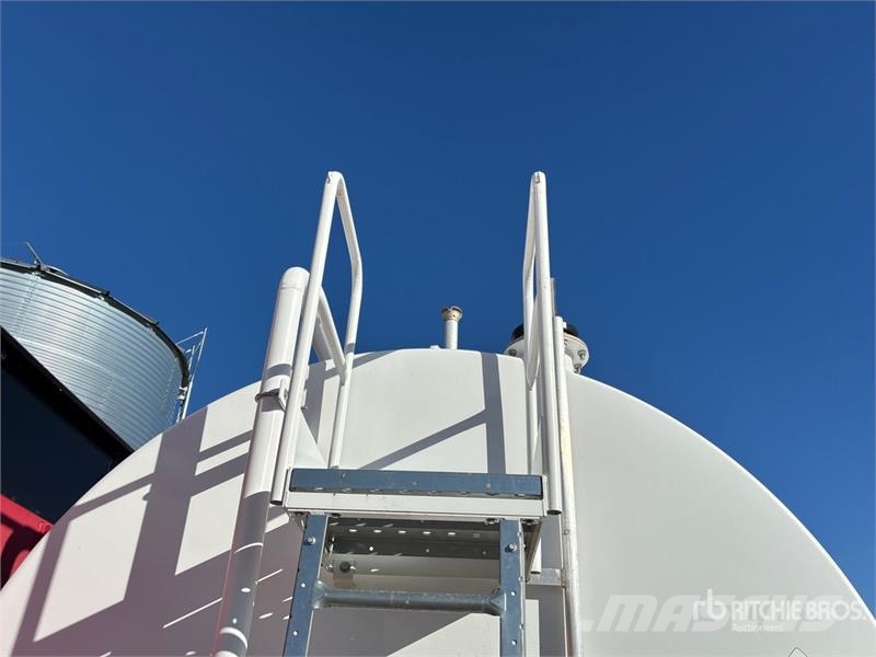 Westeel Fuel-Vault 17000 gal Skid Mounted Diesel F Kütusemahutid