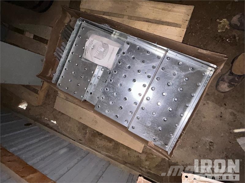  Westeel Grain Bin Stair Case Section (Unused) Unidades/máquinas de processamento e armazenamento de culturas - Outros