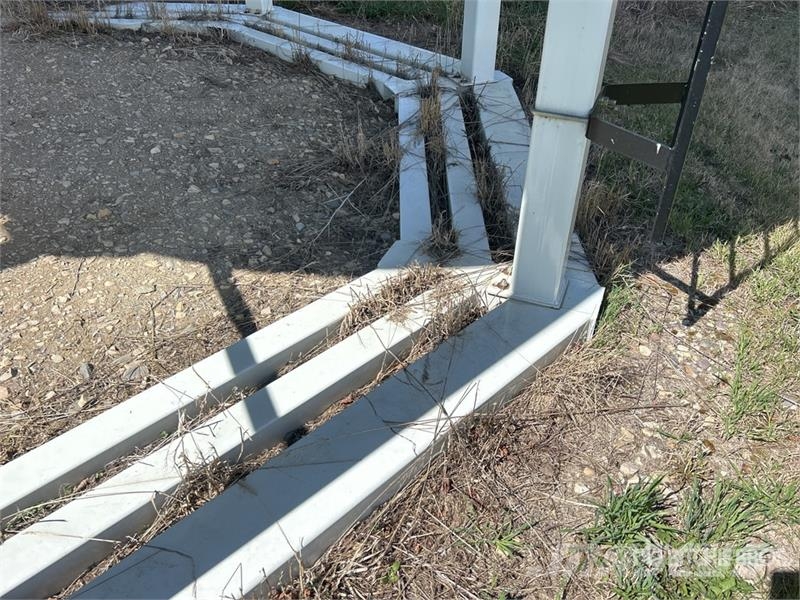 Westeel Magnum G +/- 4000 bu Smooth Wall Hopper Gr 作物プロセスッサーと収納ユニット/機械 - その他
