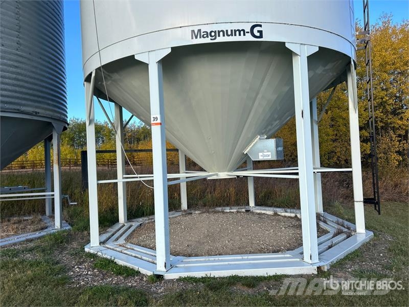  Westeel Magnum G +/- 4000 bu Smooth Wall Hopper Gr Strojevi za preradu i skadištenje žetva - Ostalo